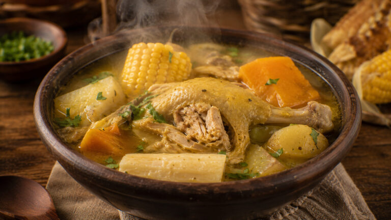 Sancocho de gallina llanero: la olla que arregla cualquier domingo